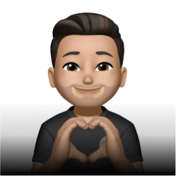 Sofia Blake - Social Media Manager